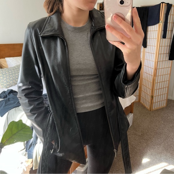 Leather jacket - Picture 3 of 4